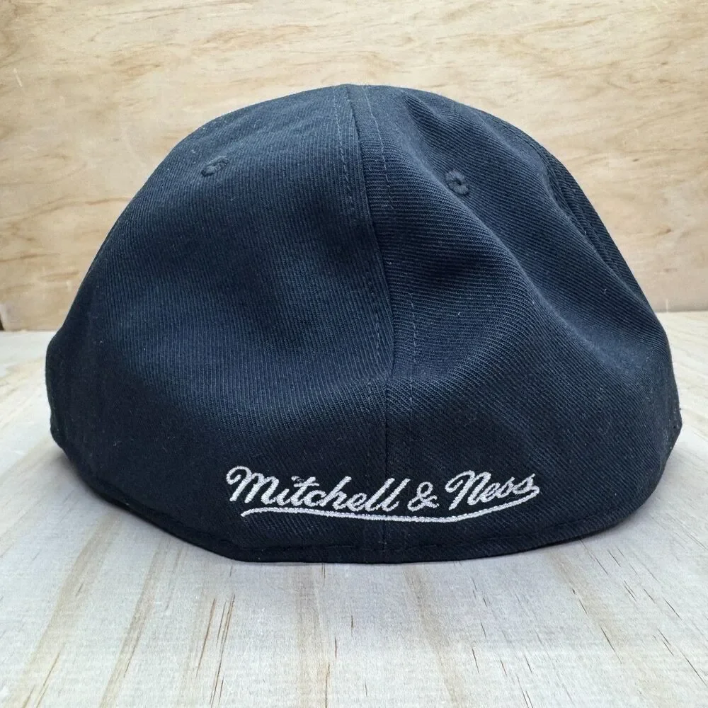 NEW Montreal Canadiens Mitchell Ness Liberty Fitted Hat Cap Black White sz 8